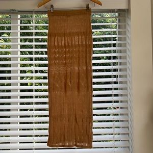 Flook the label tan/beige side slit midi skirt - XS